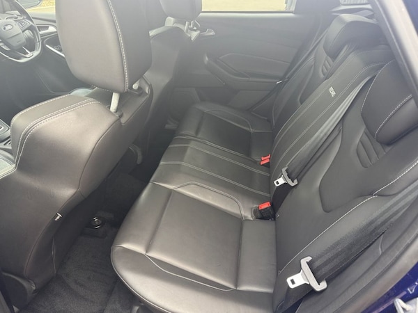Used Ford Focus 2017 for sale - 76148125: Photo 16