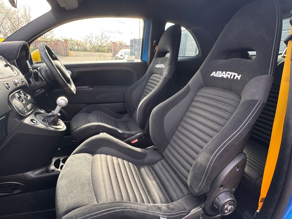 Used Abarth 695 2023 for sale - 78017872: Photo 15