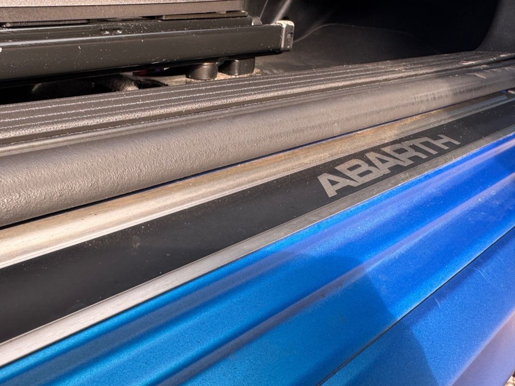 Used Abarth 695 2023 for sale - 78017872: Photo 29