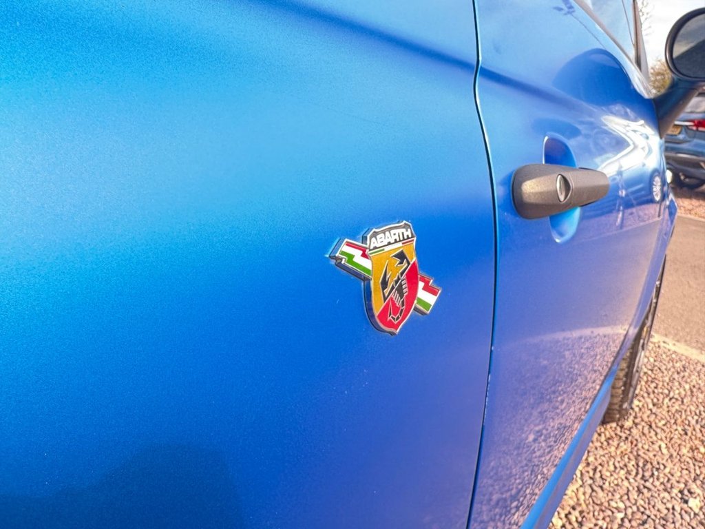 Used Abarth 695 2023 for sale - 78017872: Photo 31