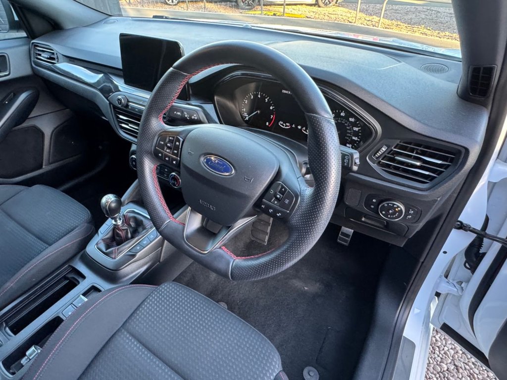 Used Ford Focus 2019 for sale - 76148128: Photo 14