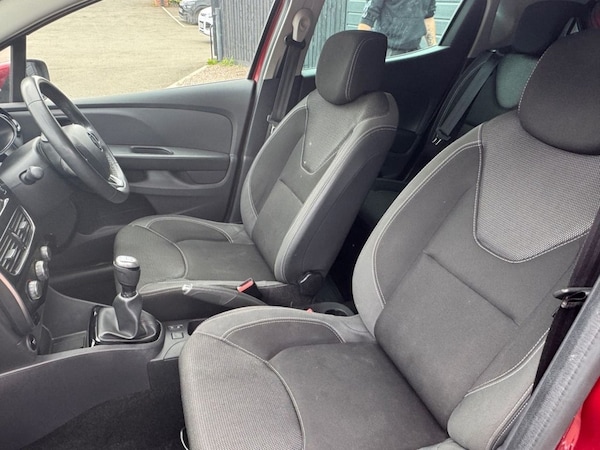 Used Renault Clio 2019 for sale - 75596732: Photo 21