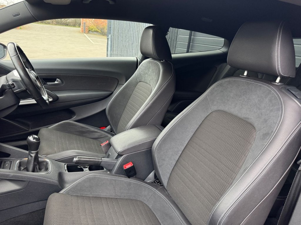 Used Volkswagen Scirocco 2016 for sale - 77850023: Photo 16