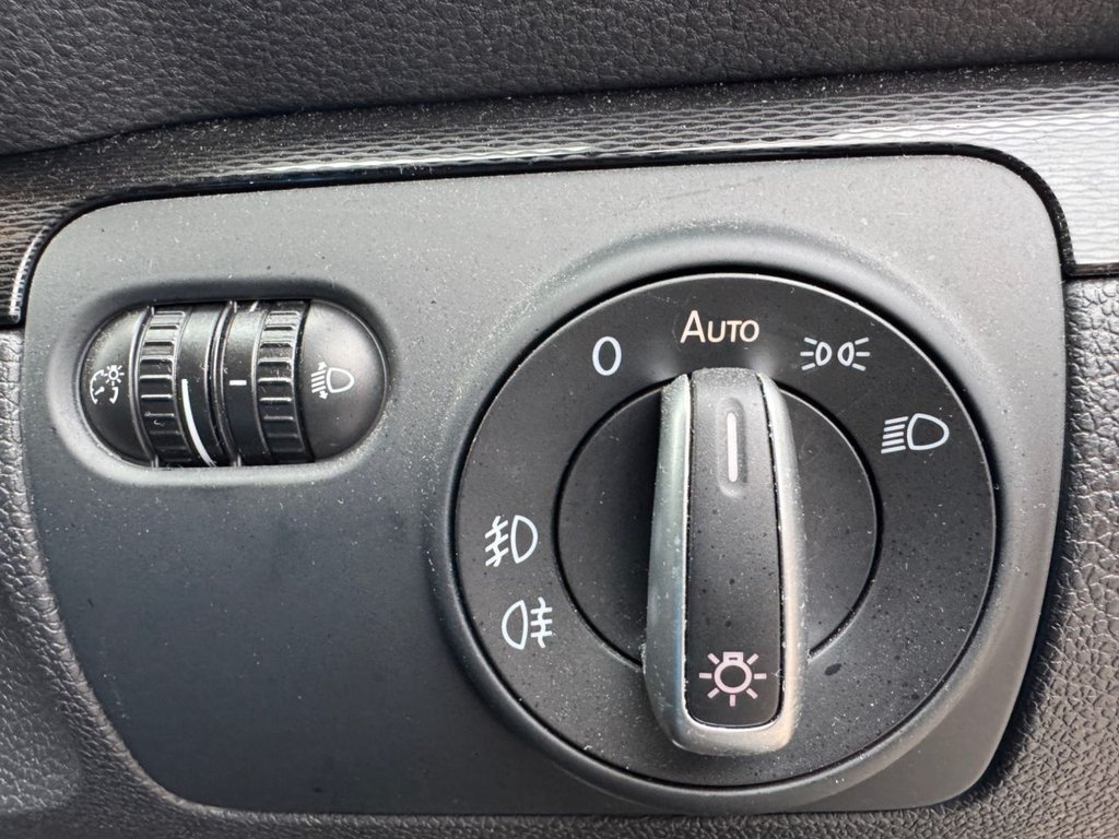 Used Volkswagen Scirocco 2016 for sale - 77850023: Photo 33