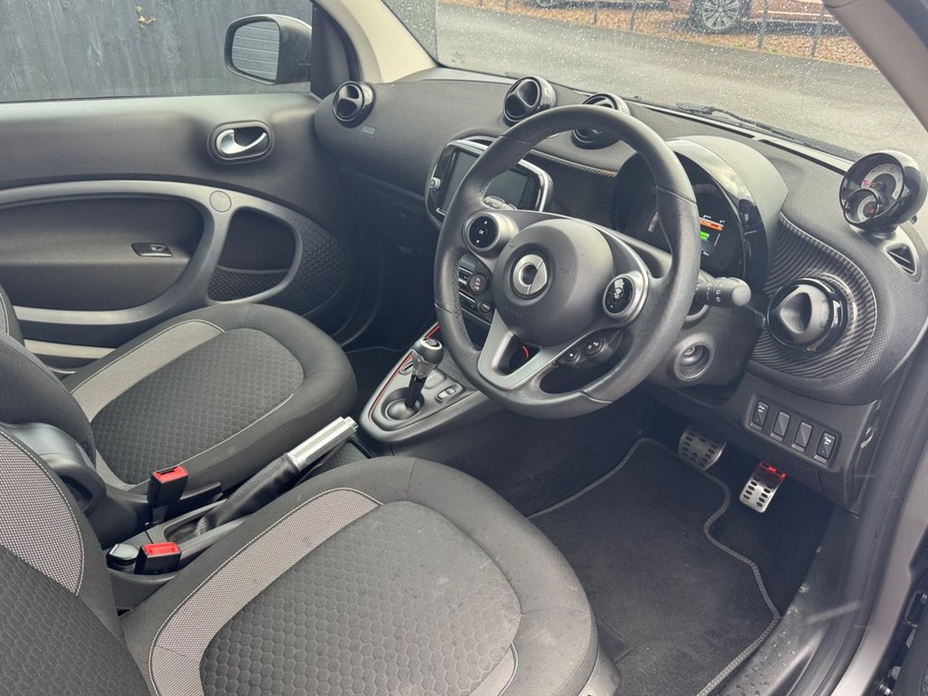 Used smart fortwo 2021 for sale - 76841294: Photo 4