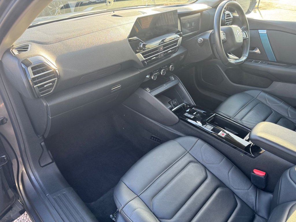 Used Citroen e-C4 2022 for sale - 76724758: Photo 15