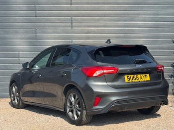 Used Ford Focus 2019 for sale - 79072460: Photo