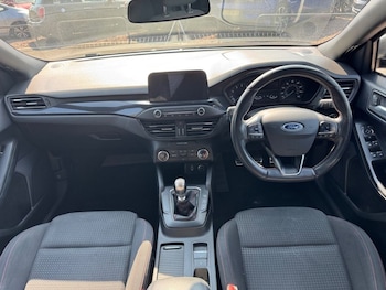 Used Ford Focus 2019 for sale - 79072460: Photo