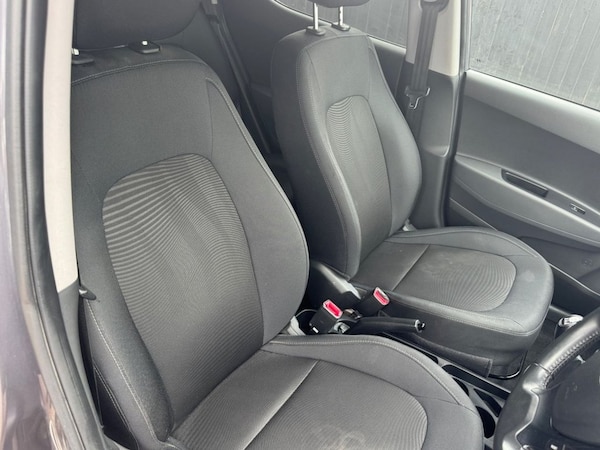 Used Hyundai i10 2019 for sale - 75111133: Photo 13