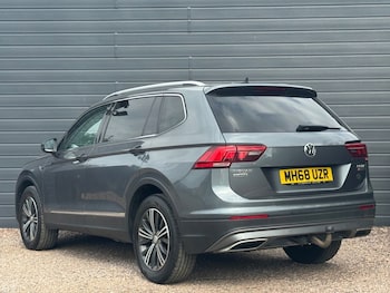 Used Volkswagen Tiguan Allspace 2019 for sale - 79550965: Photo
