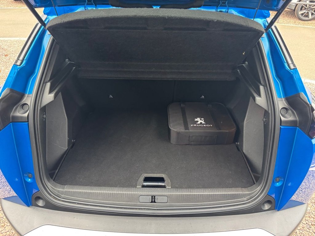 Used Peugeot E-2008 2021 for sale - 76962523: Photo 20