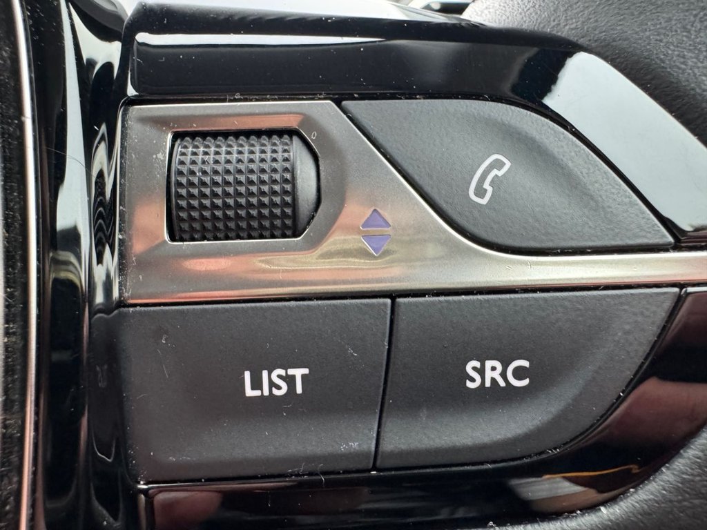 Used Peugeot E-2008 2021 for sale - 76962523: Photo 26