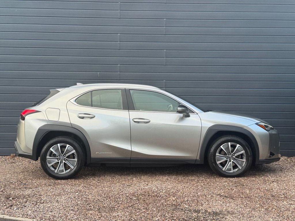 Used Lexus UX 2023 for sale - 77422156: Photo 8