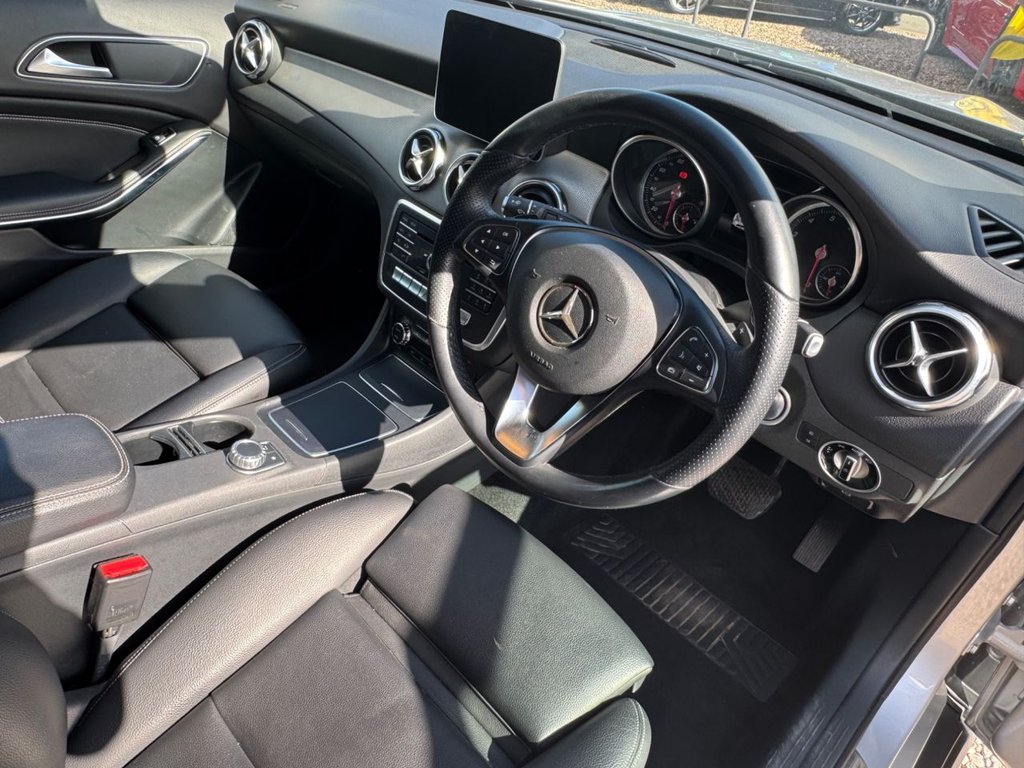 Used Mercedes-Benz GLA 2018 for sale - 76018788: Photo 15