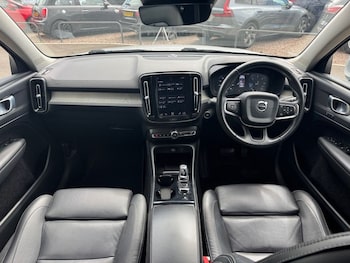 Used Volvo XC40 2019 for sale - 79245328: Photo