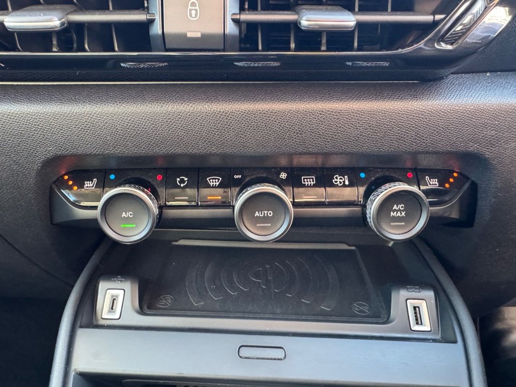 Used Citroen e-C4 2021 for sale - 76604810: Photo 25