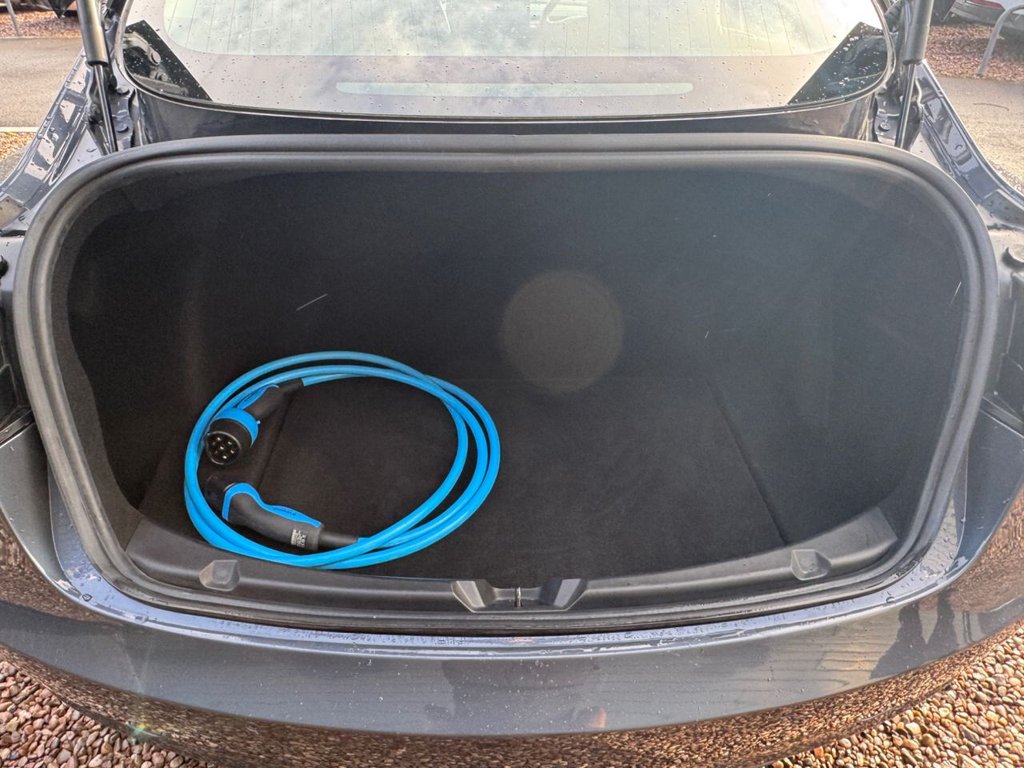 Used Tesla Model 3 2020 for sale - 76923185: Photo 13