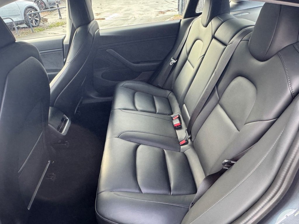 Used Tesla Model 3 2020 for sale - 76923185: Photo 23