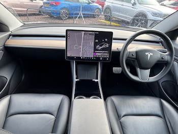 Used Tesla Model 3 2020 for sale - 76923185: Photo