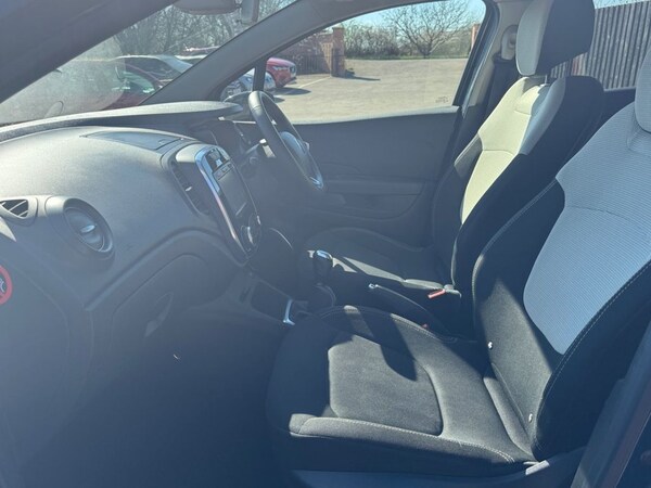 Used Renault Captur 2018 for sale - 74144165: Photo 15