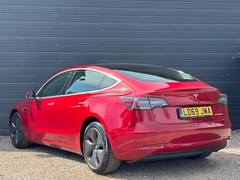 Used Tesla Model 3 2019 for sale - 79438287: Photo