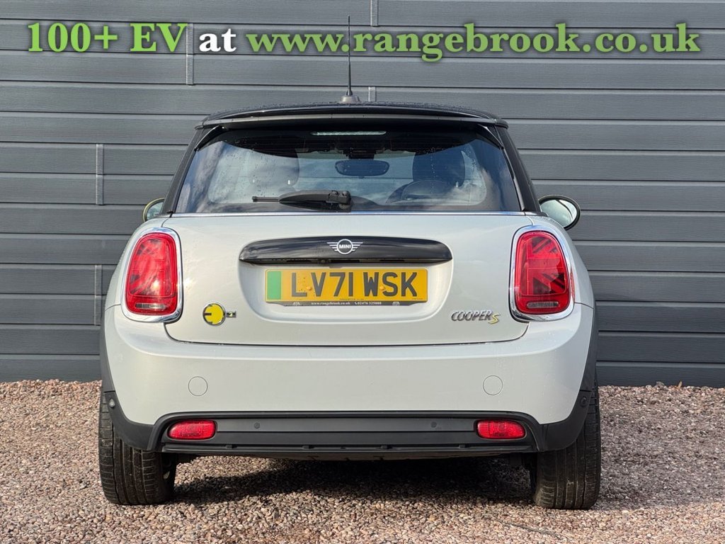 Used MINI Electric Hatch 2021 for sale - 77153705: Photo 11