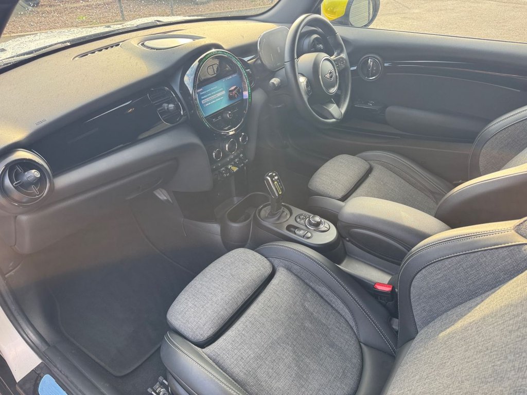 Used MINI Electric Hatch 2021 for sale - 77153705: Photo 15