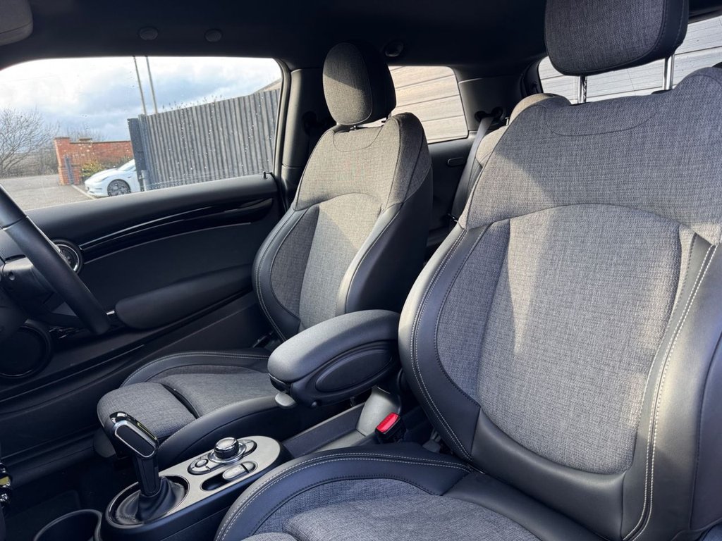 Used MINI Electric Hatch 2021 for sale - 77153705: Photo 16