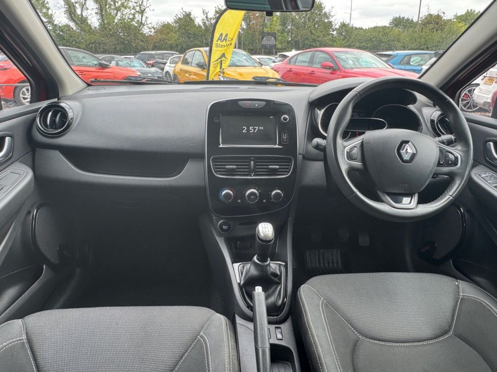 Used Renault Clio 2019 for sale - 76569856: Photo 4