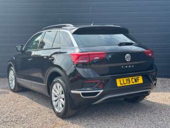 Used Volkswagen T-Roc 2019 for sale - 74784845: Photo