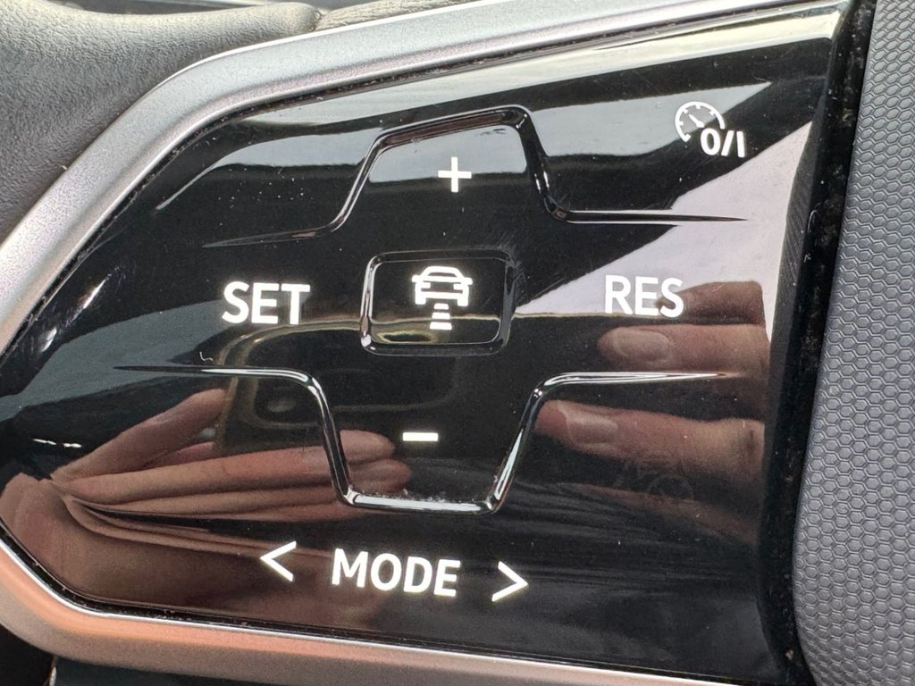 Used Volkswagen ID.3 2023 for sale - 76841185: Photo 28