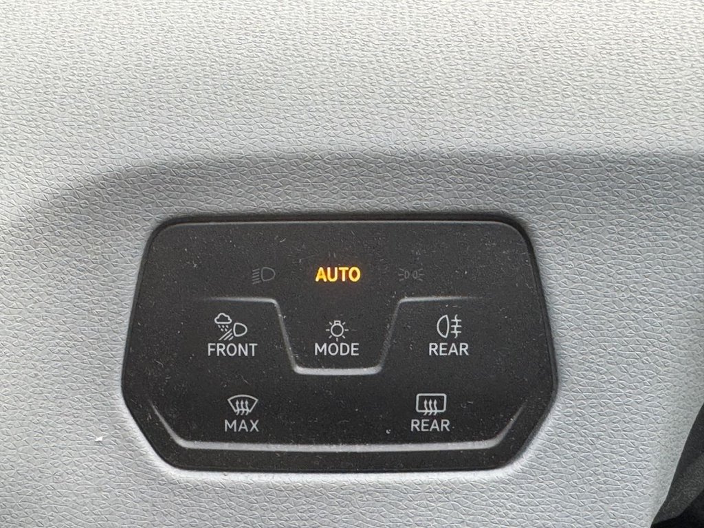 Used Volkswagen ID.3 2023 for sale - 76841185: Photo 32