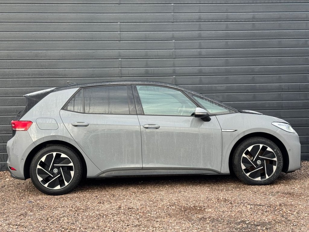 Used Volkswagen ID.3 2023 for sale - 76841185: Photo 9