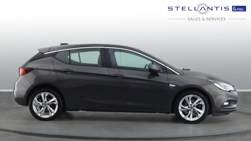 Used Vauxhall Astra 2016 for sale - 78059044: Photo 2