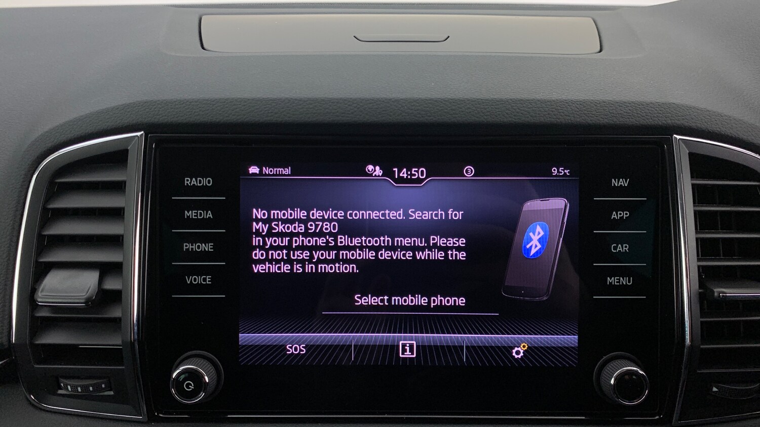 Used Skoda Karoq 2024 for sale - 76110319: Photo 11