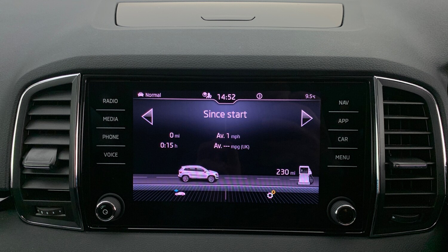 Used Skoda Karoq 2024 for sale - 76110319: Photo 27