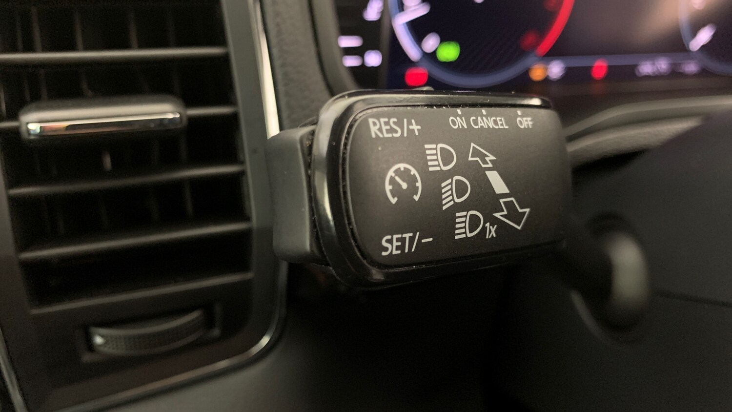 Used Skoda Karoq 2024 for sale - 76110319: Photo 36