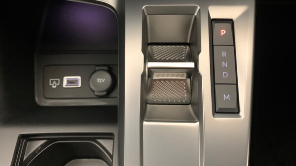 Used Peugeot 408 2024 for sale - 76110313: Photo 31