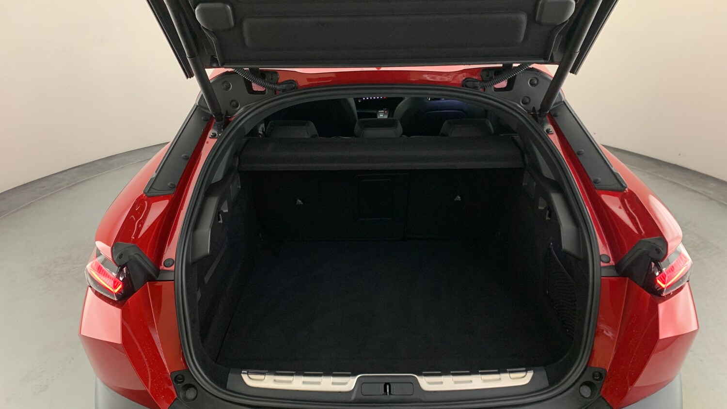 Used Peugeot 408 2024 for sale - 76110313: Photo 5