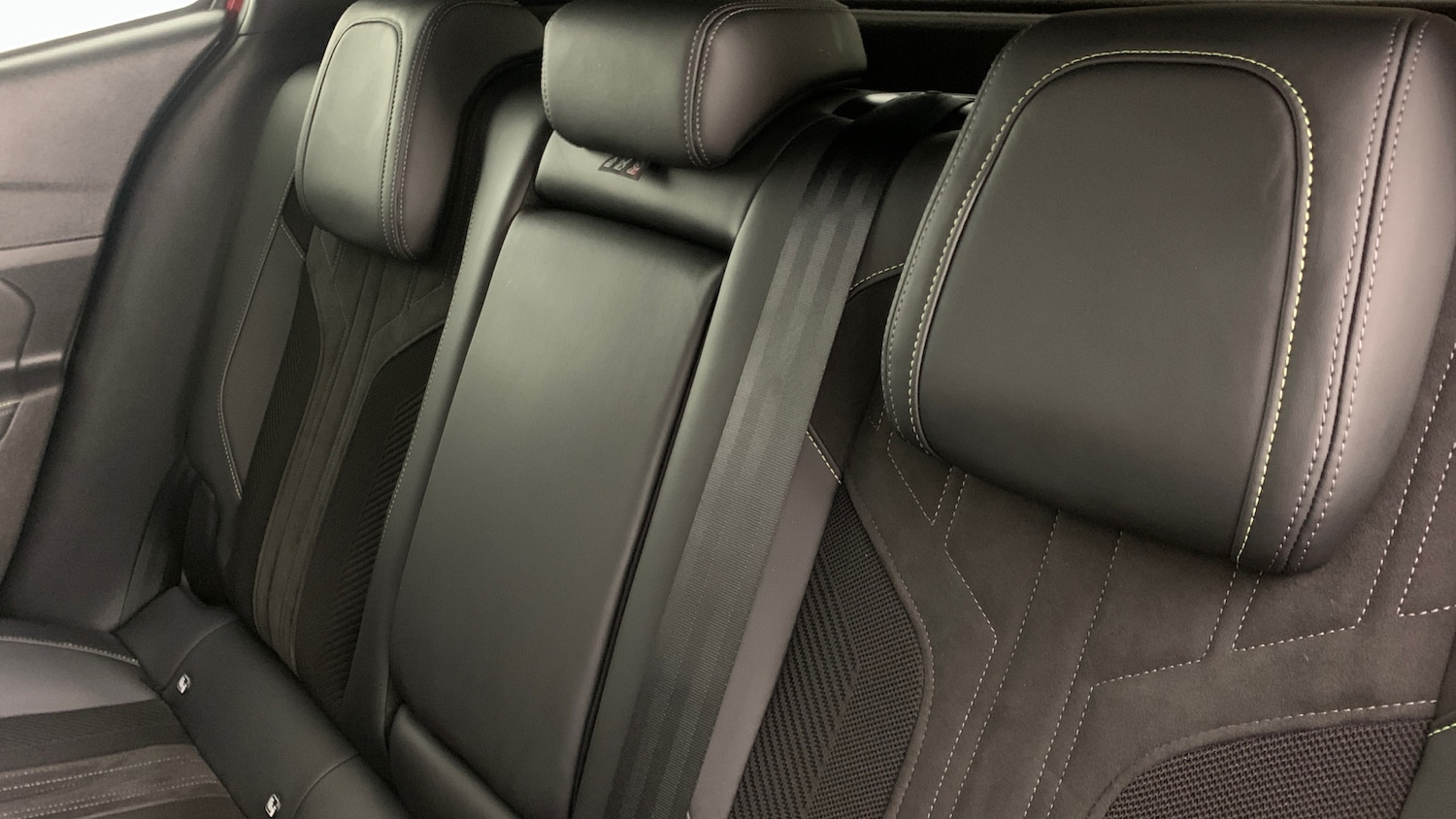 Used Peugeot 408 2024 for sale - 76110313: Photo 8