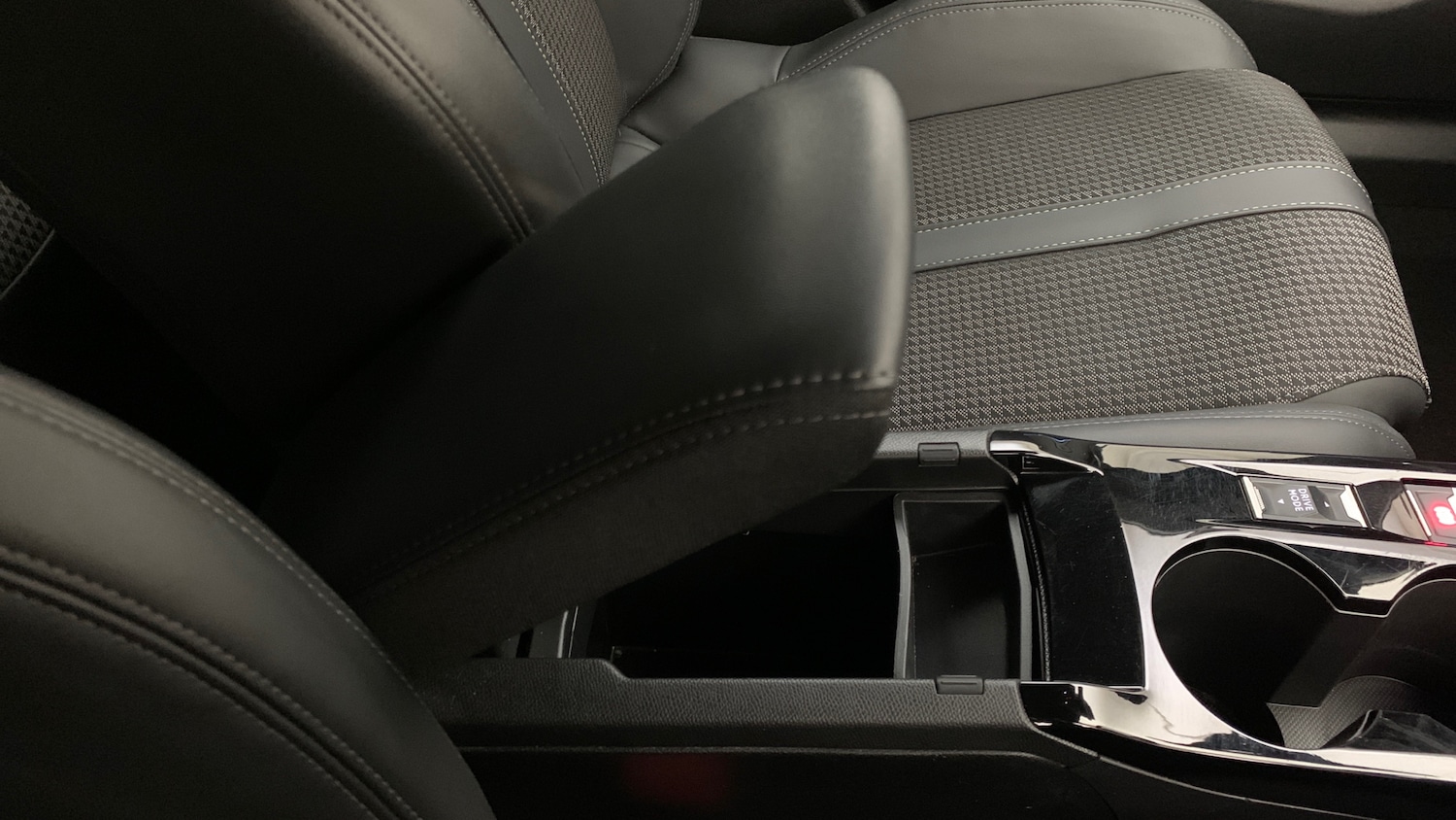 Used Peugeot 2008 2022 for sale - 78035714: Photo 57