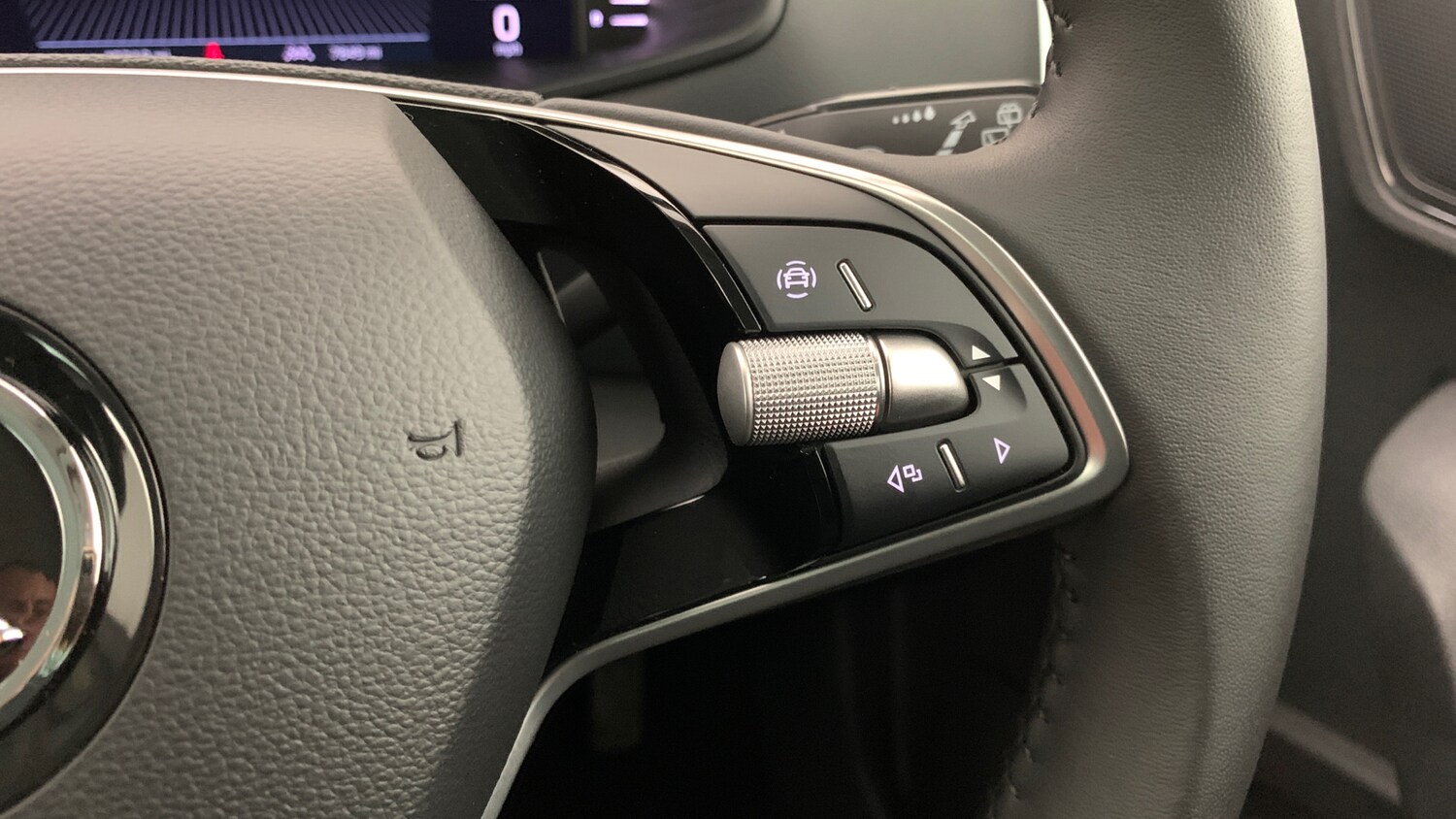 Used Skoda Karoq 2024 for sale - 76043875: Photo 18