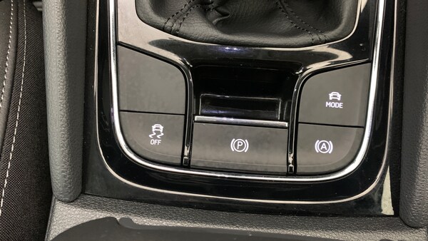 Used Skoda Karoq 2024 for sale - 76043875: Photo 32