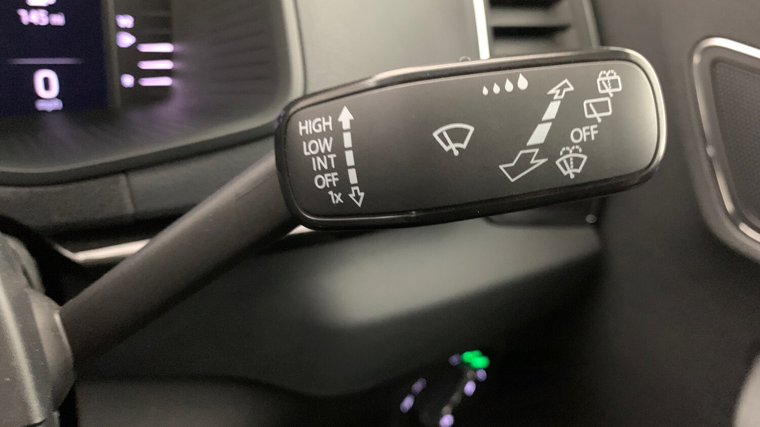 Used Skoda Karoq 2024 for sale - 76043875: Photo 33