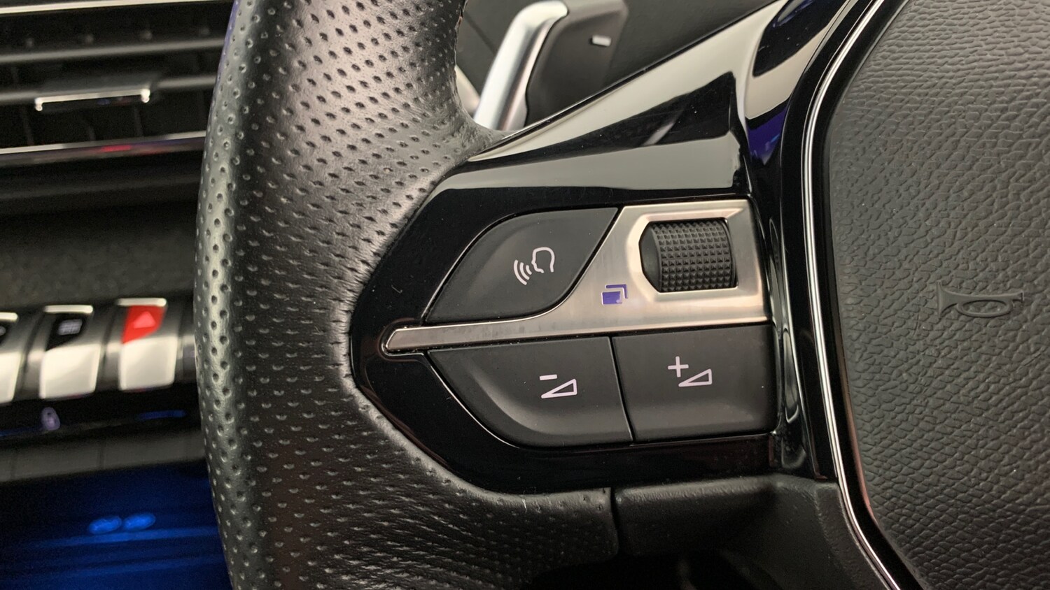 Used Peugeot 3008 2020 for sale - 76400057: Photo 19