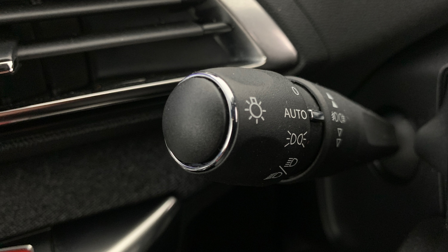 Used Peugeot 3008 2020 for sale - 76400057: Photo 36