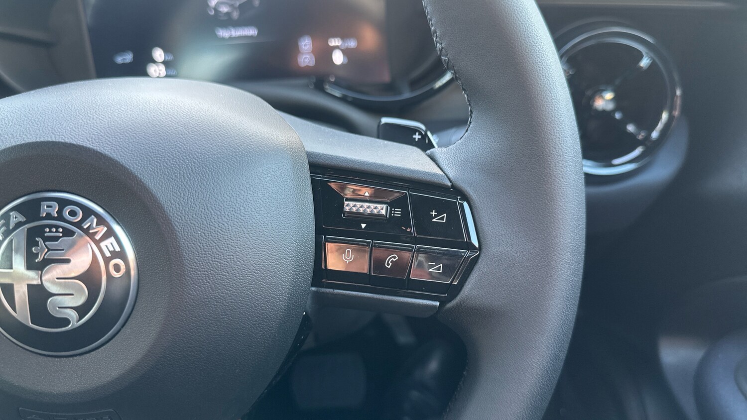 Used Alfa Romeo Junior 2026 for sale - 78186312: Photo 24