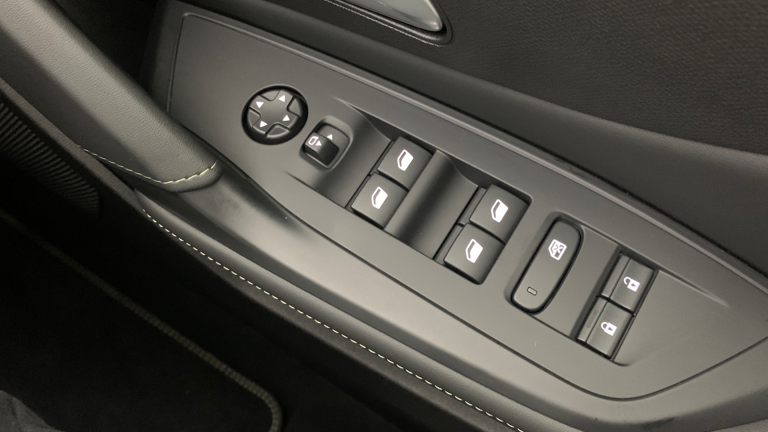 Used Peugeot 408 2024 for sale - 75859332: Photo 36