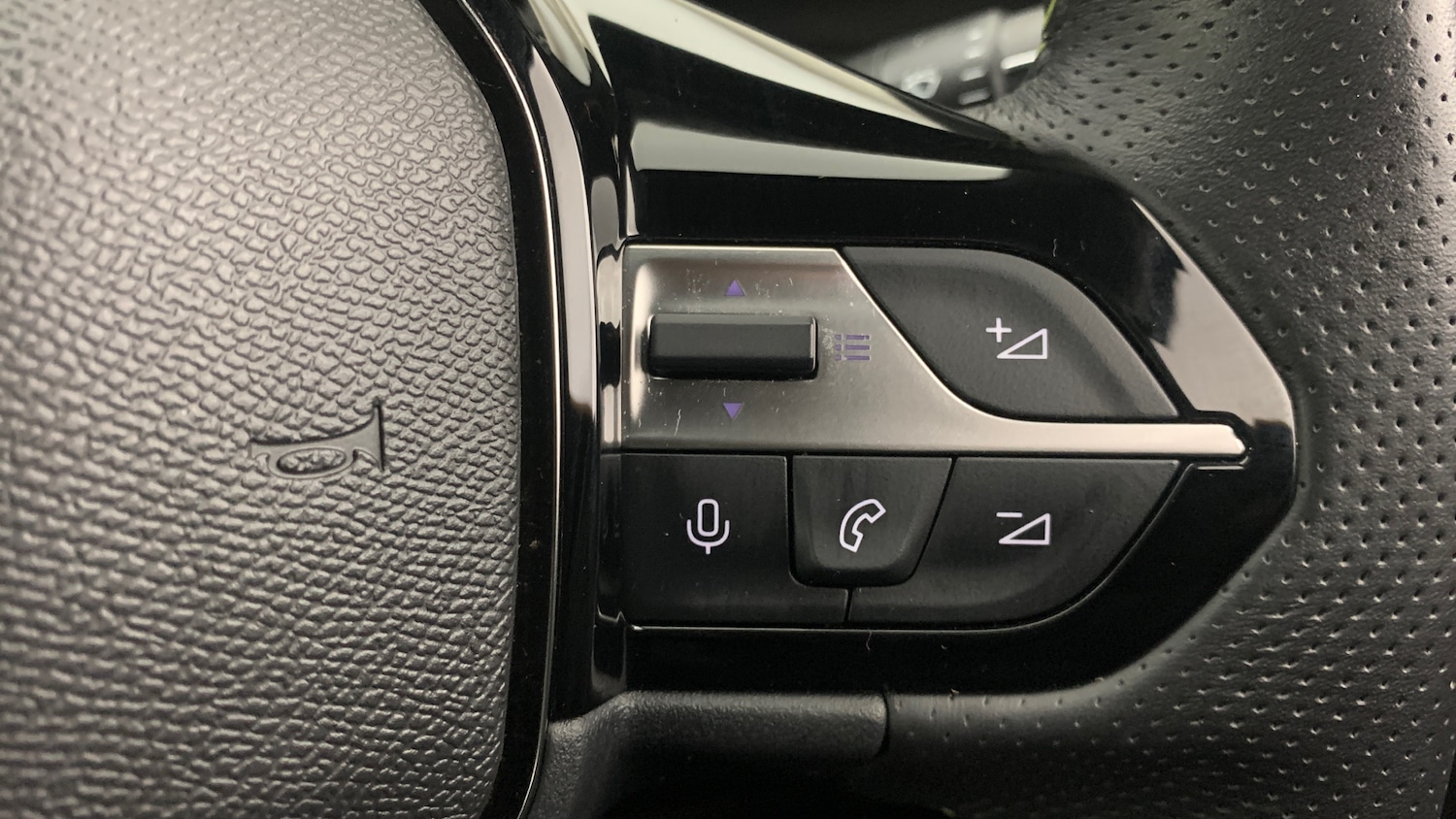 Used Peugeot 408 2024 for sale - 77427022: Photo 18