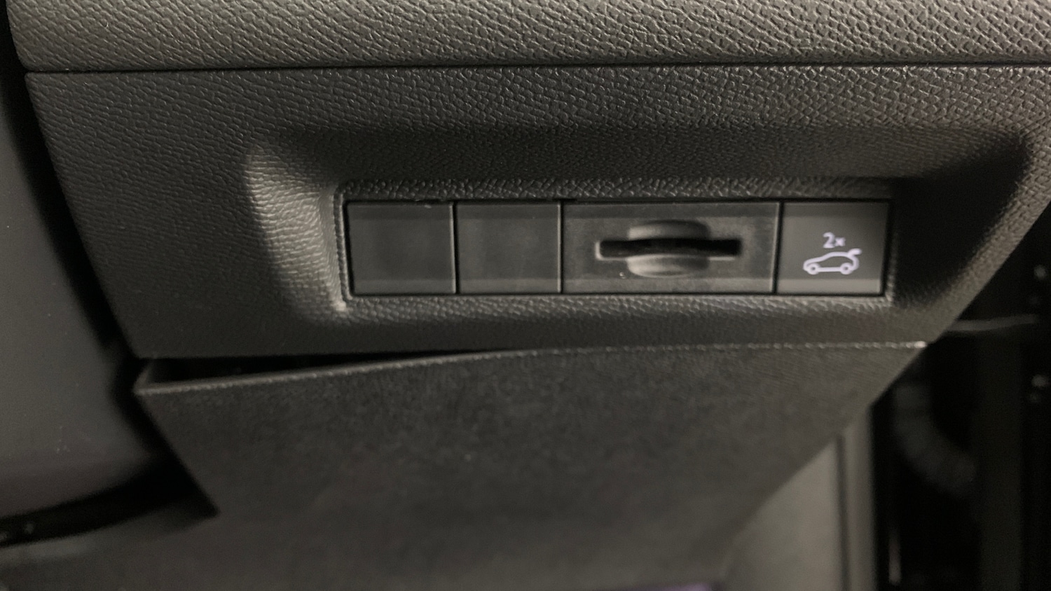 Used Peugeot 408 2024 for sale - 77427022: Photo 20